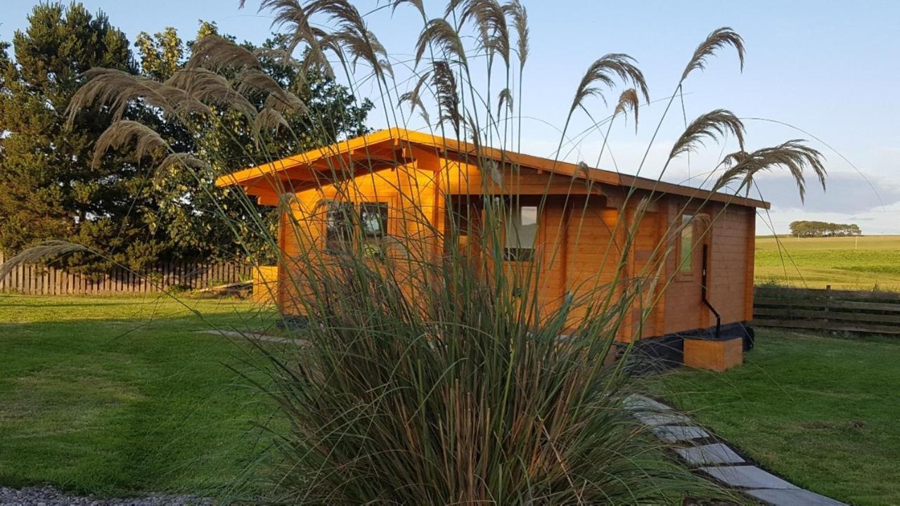 Canterra Cottage Tain Exterior photo